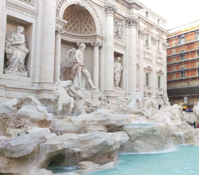 Fontana trevi 2015 1600x1400