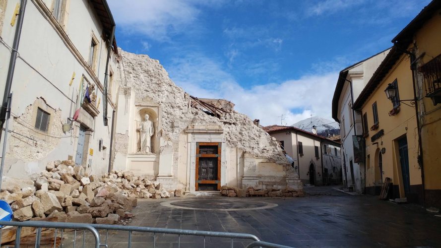 Gallery centro storico norcia 04