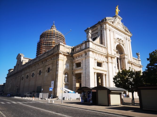 Gallery basilica santa maria degli angeli 14